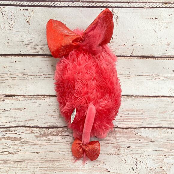 DESPICABLE ME Minion Mayhem Female Kyle Plush - Picture 4 of 9